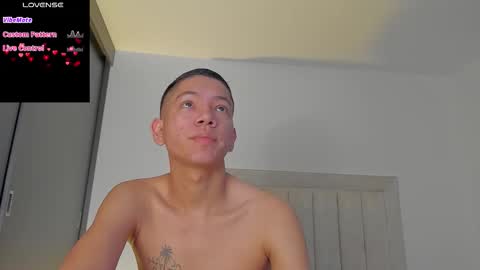 Juliiiiian online show from January 12, 11:25 am