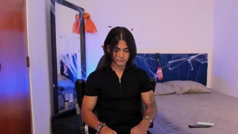 Snapshot of iamluismz chatting on October 27, 7:27 pm arthur online show from October 27, 7:27 pm