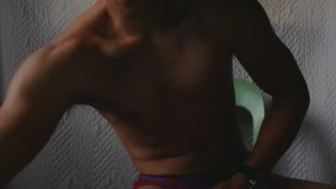 iamnew0000 online show from November 21, 8:02 am