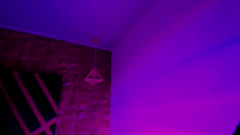 IAN CASTILLO online show from March 9, 11:15 am