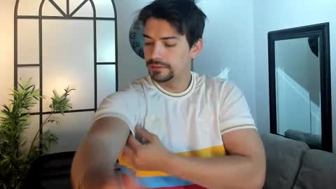 Ian Davis online show from October 11, 12:09 pm