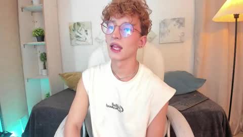 ian  online show from November 5, 4:14 am