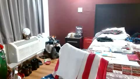 PMS online show from November 20, 7:18 am