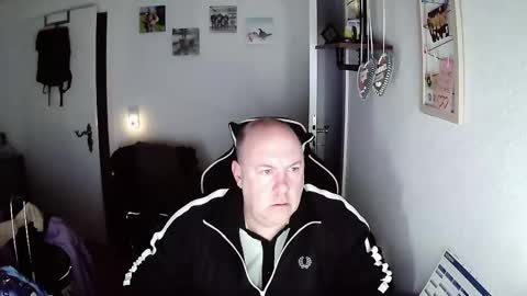 iceoli123 online show from January 12, 4:22 pm