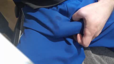 icky_thumps online show from February 1, 4:44 pm