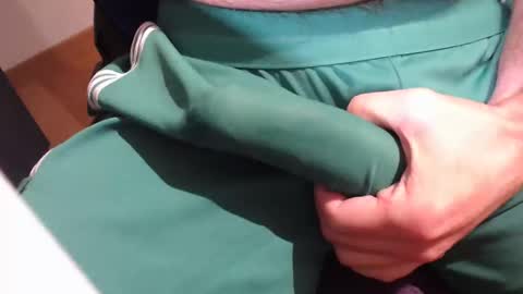 icky_thumps online show from November 22, 6:02 am