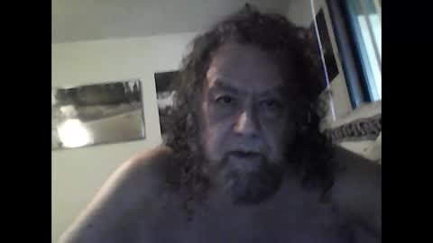 icu2try2xs2 online show from February 9, 6:05 pm