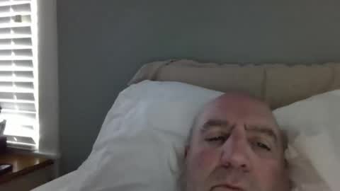Snapshot of icumming chatting on March 12, 12:04 pm icumming online show from March 12, 12:04 pm