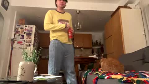 Snapshot of idkwhattowatch chatting on February 2, 9:02 pm idkwhattowatch online show from February 2, 9:02 pm