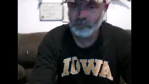 idkwhyidothis348732 online show from January 22, 11:12 am