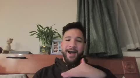 Snapshot of ignaciosmith10 chatting on October 24, 2:02 am Angel Oppenheim online show from October 24, 2:02 am