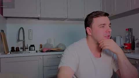 Julia and Mira online show from December 18, 11:56 pm