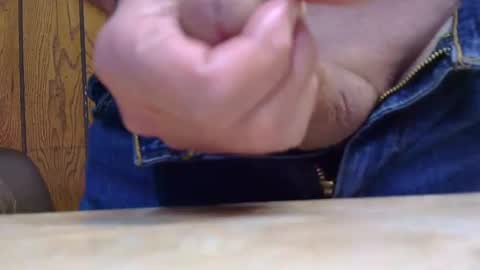 Snapshot of ijerkcum4u chatting on February 14, 5:25 pm hard4u online show from February 14, 5:25 pm