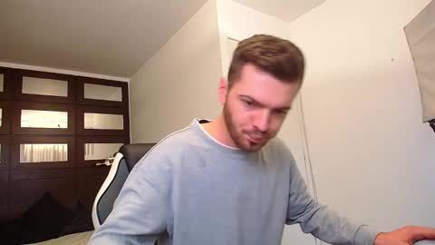 IkerGale online show from November 10, 11:15 am