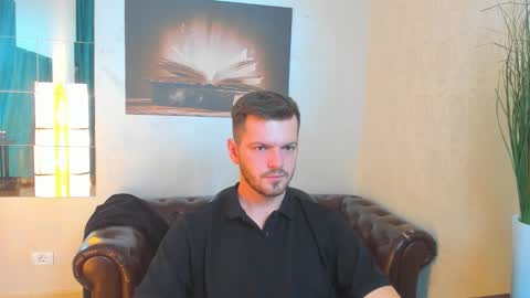 IkerGale online show from October 20, 10:30 am