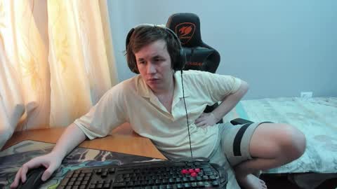 iliaskris online show from February 20, 6:26 am