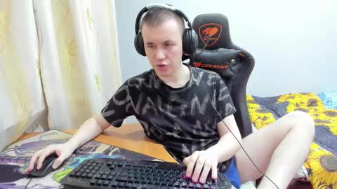 iliaskris online show from October 10, 6:46 pm