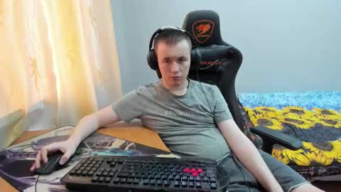 iliaskris online show from October 16, 4:42 am