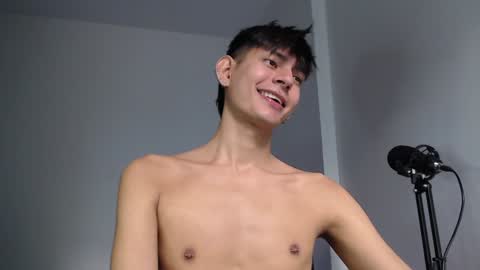 Snapshot of im_davo23 chatting on January 6, 2:14 pm Davo online show from January 6, 2:14 pm