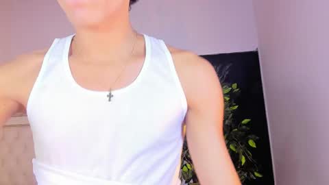 im_sebaslopez online show from February 17, 8:19 pm