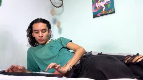 Snapshot of imcoltonalvin chatting on February 1, 1:23 am Colton Alvin Independent model online show from February 1, 1:23 am