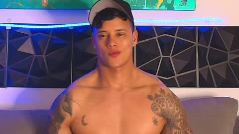 Snapshot of imconor chatting on January 31, 6:36 pm imconor online show from January 31, 6:36 pm