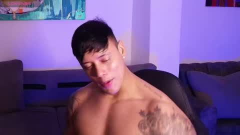 imconor online show from January 6, 10:47 pm