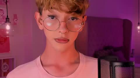 Damiano online show from September 18, 7:38 pm