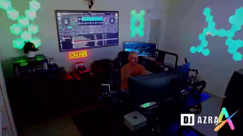 Snapshot of imdjazra chatting on January 11, 5:07 pm DJ Azra online show from January 11, 5:07 pm