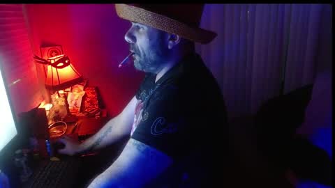 I use to be imeverythingandnothing online show from February 24, 11:43 am