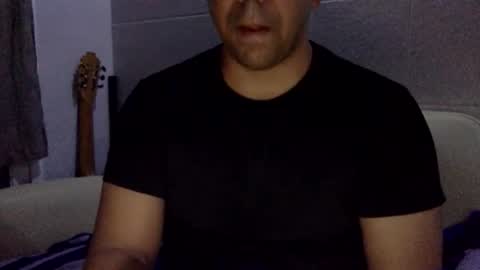 Inchesofhappiness7 online show from October 14, 11:28 am