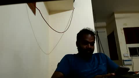 indianhairyguy26 online show from June 27, 12:33 pm