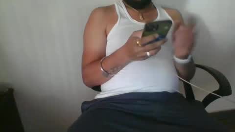 Indian lover online show from February 7, 9:05 am