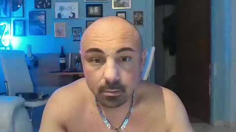 Snapshot of insaneman0502 chatting on February 9, 7:09 pm insaneman0502 online show from February 9, 7:09 pm