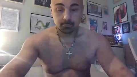 Snapshot of insaneman0502 chatting on February 15, 9:28 pm insaneman0502 online show from February 15, 9:28 pm