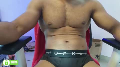 Snapshot of insanestud_miles chatting on September 24, 9:08 am Miles online show from September 24, 9:08 am