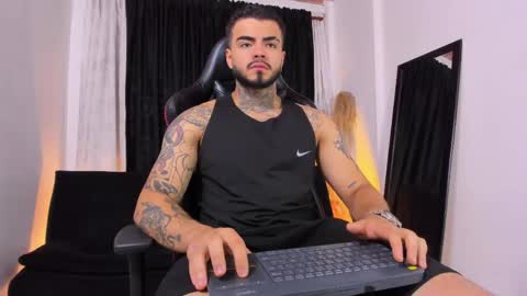 Brayan Chavez online show from April 20, 1:52 am