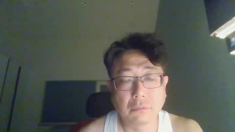 insuclee197641 online show from April 30, 2:13 pm