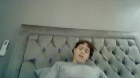 WillyTripleXxx online show from April 23, 4:39 am