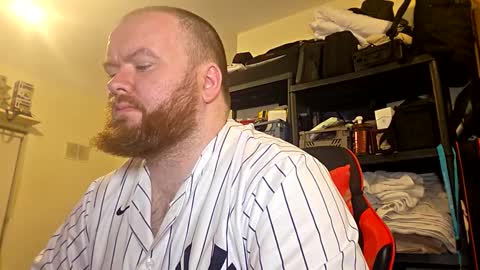 twitter theirishman205 online show from November 15, 5:37 pm