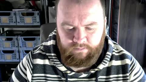 Snapshot of irishdaddy24 chatting on January 1, 1:48 pm twitter theirishman205 online show from January 1, 1:48 pm