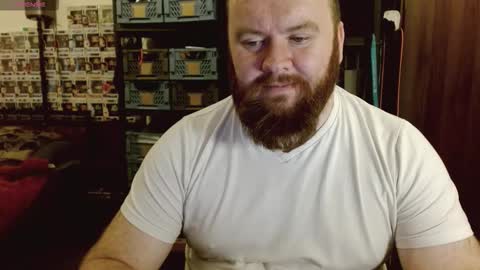 Snapshot of irishdaddy24 chatting on October 10, 5:29 pm twitter theirishman205 online show from October 10, 5:29 pm