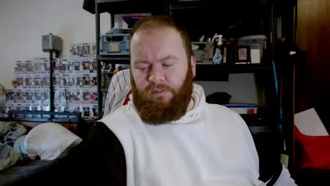 twitter theirishman205 online show from April 6, 10:16 am