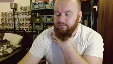 Snapshot of irishdaddy24 chatting on September 26, 5:10 pm twitter theirishman205 online show from September 26, 5:10 pm
