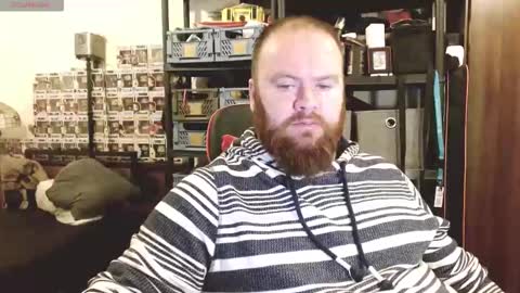 Snapshot of irishdaddy24 chatting on October 3, 8:47 pm twitter theirishman205 online show from October 3, 8:47 pm