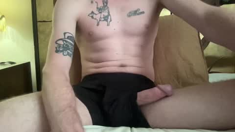 Snapshot of iroquois_cheeb chatting on February 18, 6:37 am iroquois_cheeb online show from February 18, 6:37 am