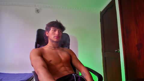 isaac online show from September 10, 6:06 pm