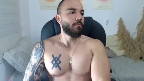 Isaac carter online show from December 22, 11:18 am