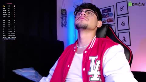 Isaac Saenz. online show from January 16, 12:57 am