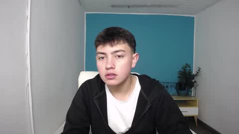 ithan__ online show from October 5, 1:59 pm